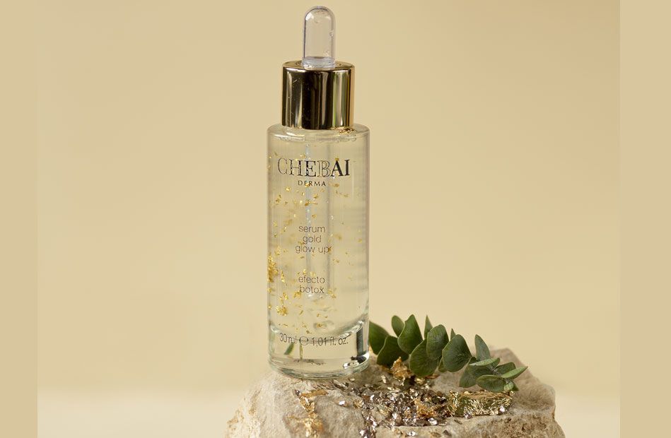 Serum Gold Glow Up: El mejor serum facial para rejuvenecer la piel por Chebai Derma