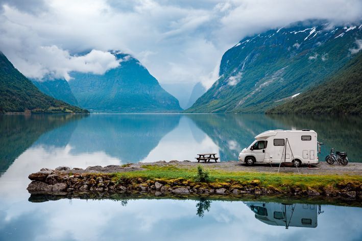 Destinos para perderse con una camper en primavera y verano