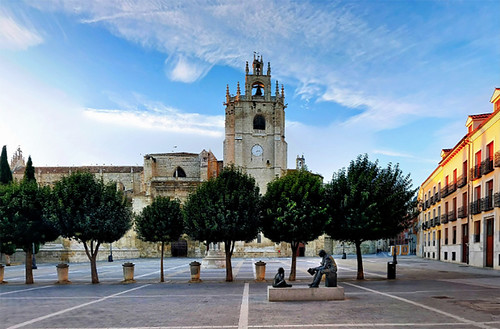 Palencia rinde homenaje a Santo Toribio regalando pan y queso a sus seguidores Palencia rinde homenaje a Santo Toribio regalando pan y queso a sus seguidores
